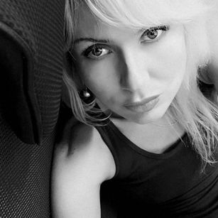 Model - Hot Mary smallboobs