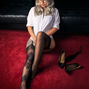Model - SandyTheQueen cei