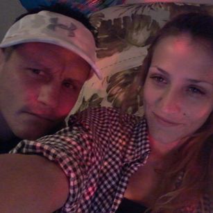 Model - DaddysCumslutXX  couple