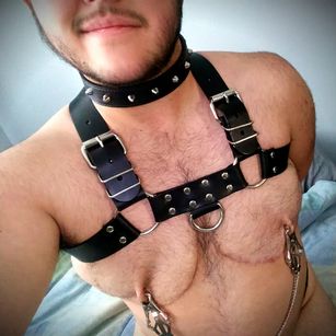 Model - vanDamme spanking