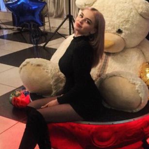 Model - Sofi Passion legs