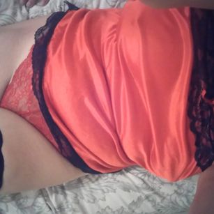 Model - CamCoupleX squirt