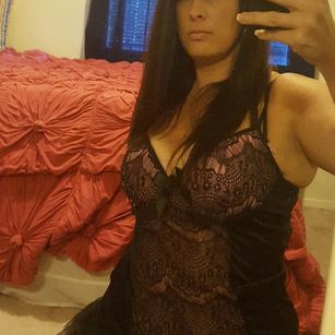 Model - Kristen pyrami fetish