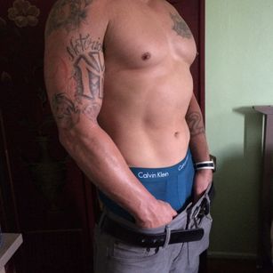 Model - Treybread  4