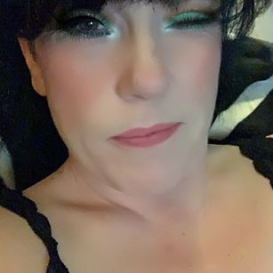 Model - RubyRedd submissive