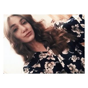 Model - Diana Angel talks