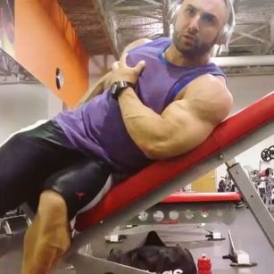 Model - MuscleGuyCam 4