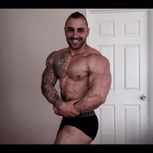 Model - MuscleGuyCam 6