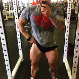 Model - MuscleGuyCam 9