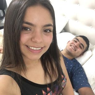 Model - Lola Angel petite