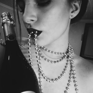 Model - Spring.Leona dildo