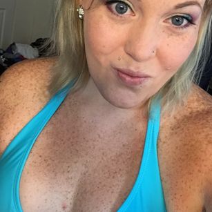 Model - SuzySirenXO 4
