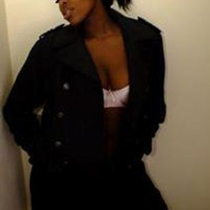 Model - Hardnipples hairypussy