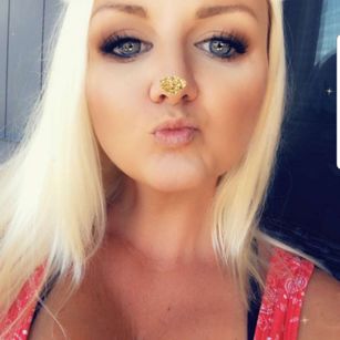 Model - DimpleDaisy milf