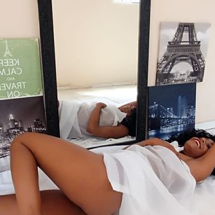 Model - Dandara Babyy blowjob