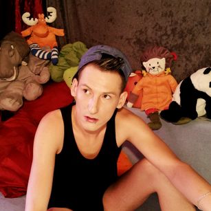 Model - FriendlyTwink 9