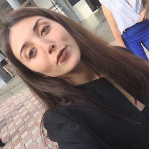 Model - Violetta Heartbreak roleplay