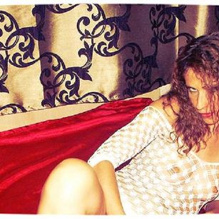 Model - DolceEly kinky