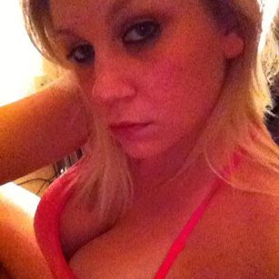 Model - Blondie & TheBeast 6