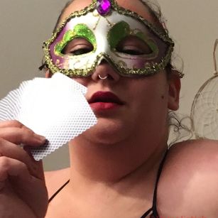 Model - Dame Fetish play