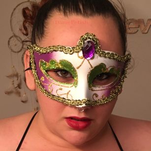 Model - Dame Fetish feet