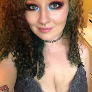 Model - Ginger Kitty American