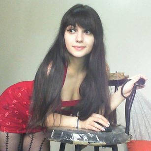 Model - xxBlackWidowxx strapon