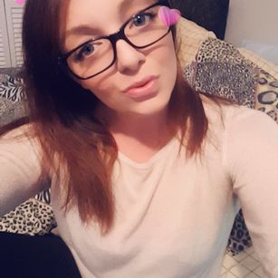 Model - Amara Drake bigass