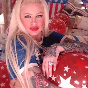 Model - AspenPeeks milf