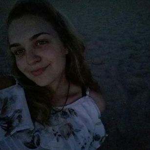 Model - Julia and Ira roleplay