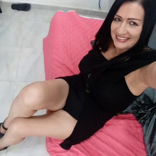 Model - Dlayla pussy