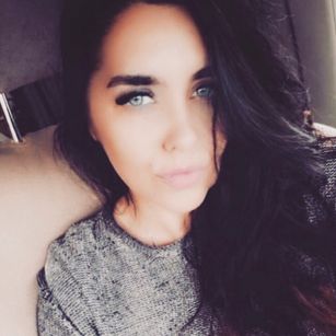 Model - Sonya-Dark squirt