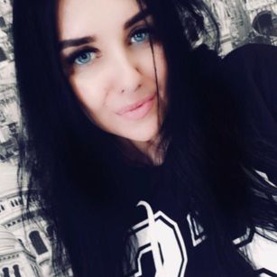 Model - Sonya-Dark ass