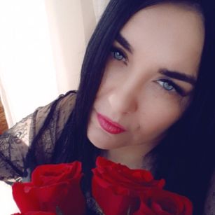 Model - Sonya-Dark pussy