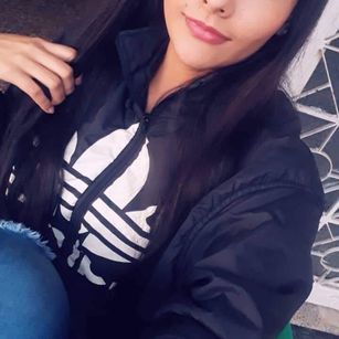 Model - Daniela Williamss skype