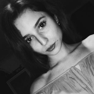 Model - Fire pussy sensual