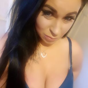 Model - Mistress Nikki chastity