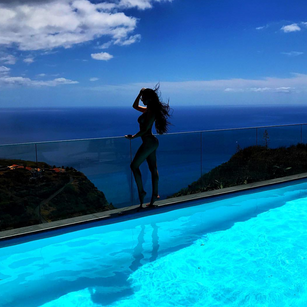 Model - StacyLayke findom