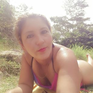 Model - Lauren Milf nipples