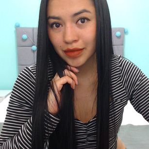 Model - SuzieTurner roleplay