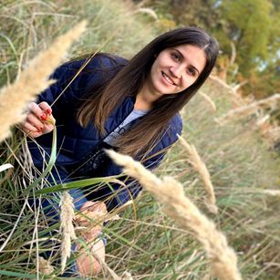 Model - LeydiS brunette