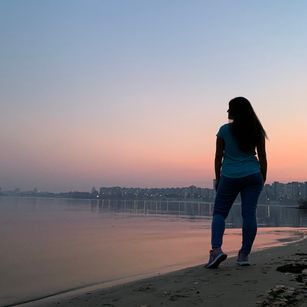 Model - LeydiS attractive