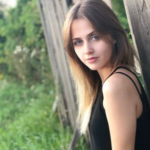 Model - Sexy Nika nice