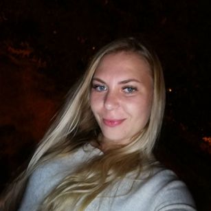 Model - EliyaWel Busty