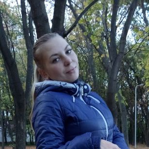 Model - EliyaWel queen