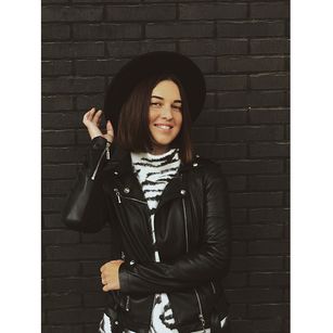 Model - Kitty44 nice