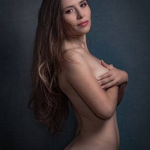 Model - EMILIA_HUNT toy