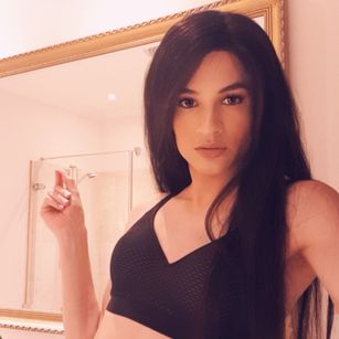 Model - Alison Givency sexy