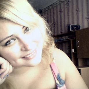 Model - Lilia Miracle  striptease