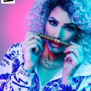 Model - Blu XXXo Dream latina